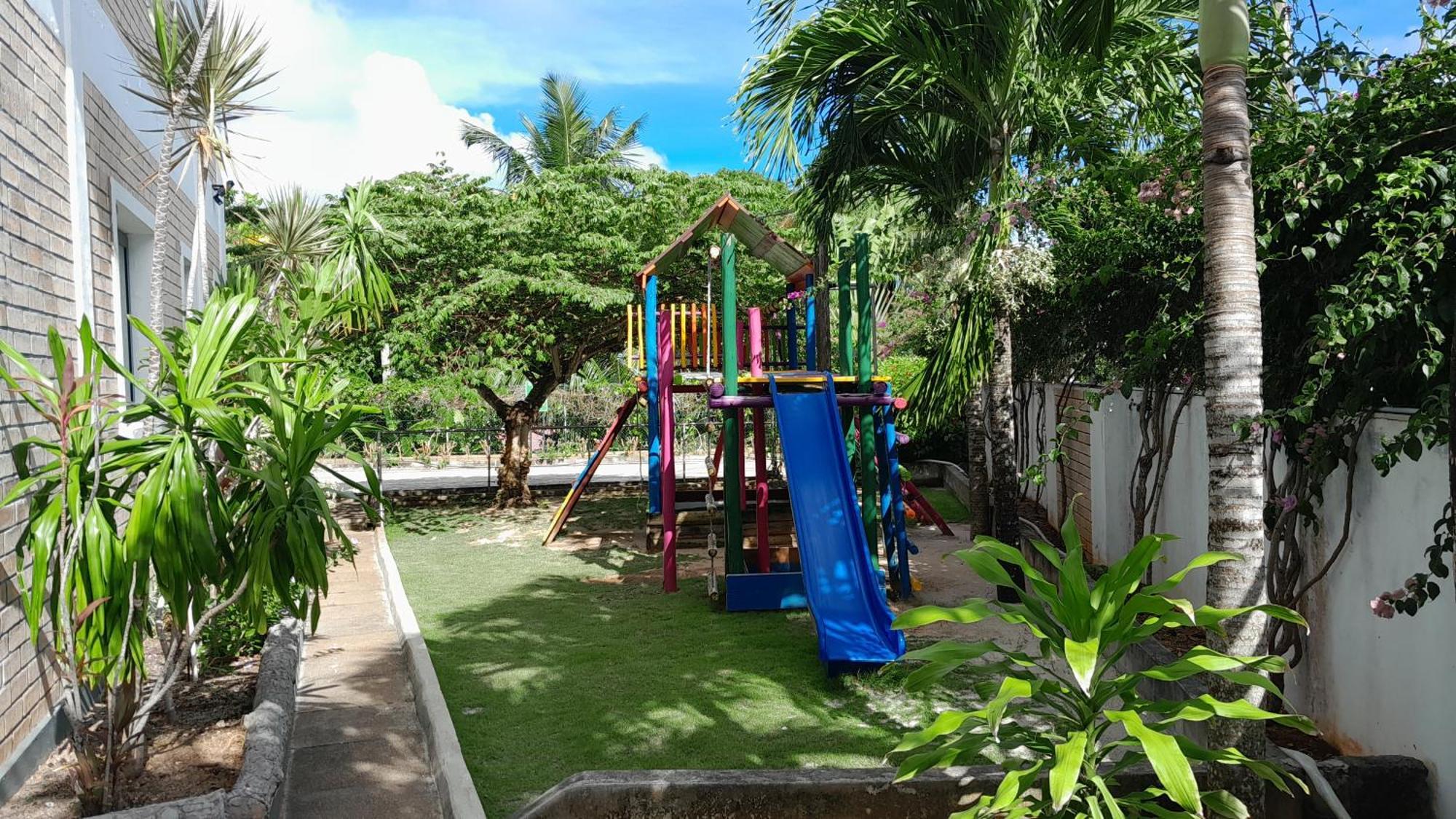 Isla Holiday Home 安塞罗亚莱 外观 照片